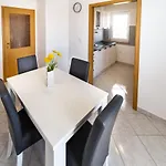 Zdravka Apartament *