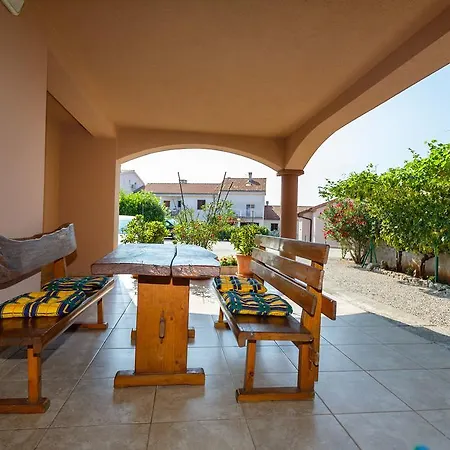 Apartman Zdravka Krk Town